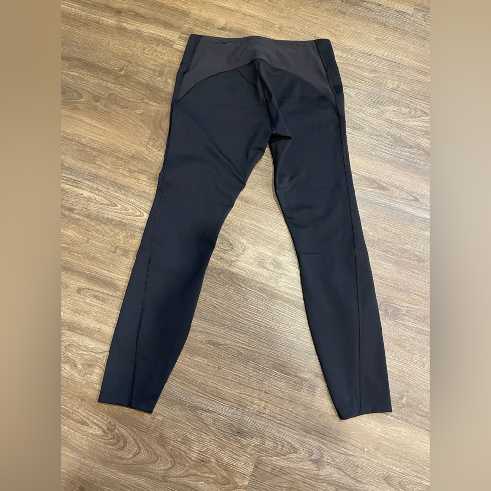 Outdoor Voices FrostKnit 7/8 legging in Black